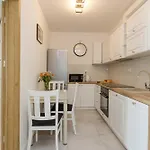 Shortstaypoland Torunska B177