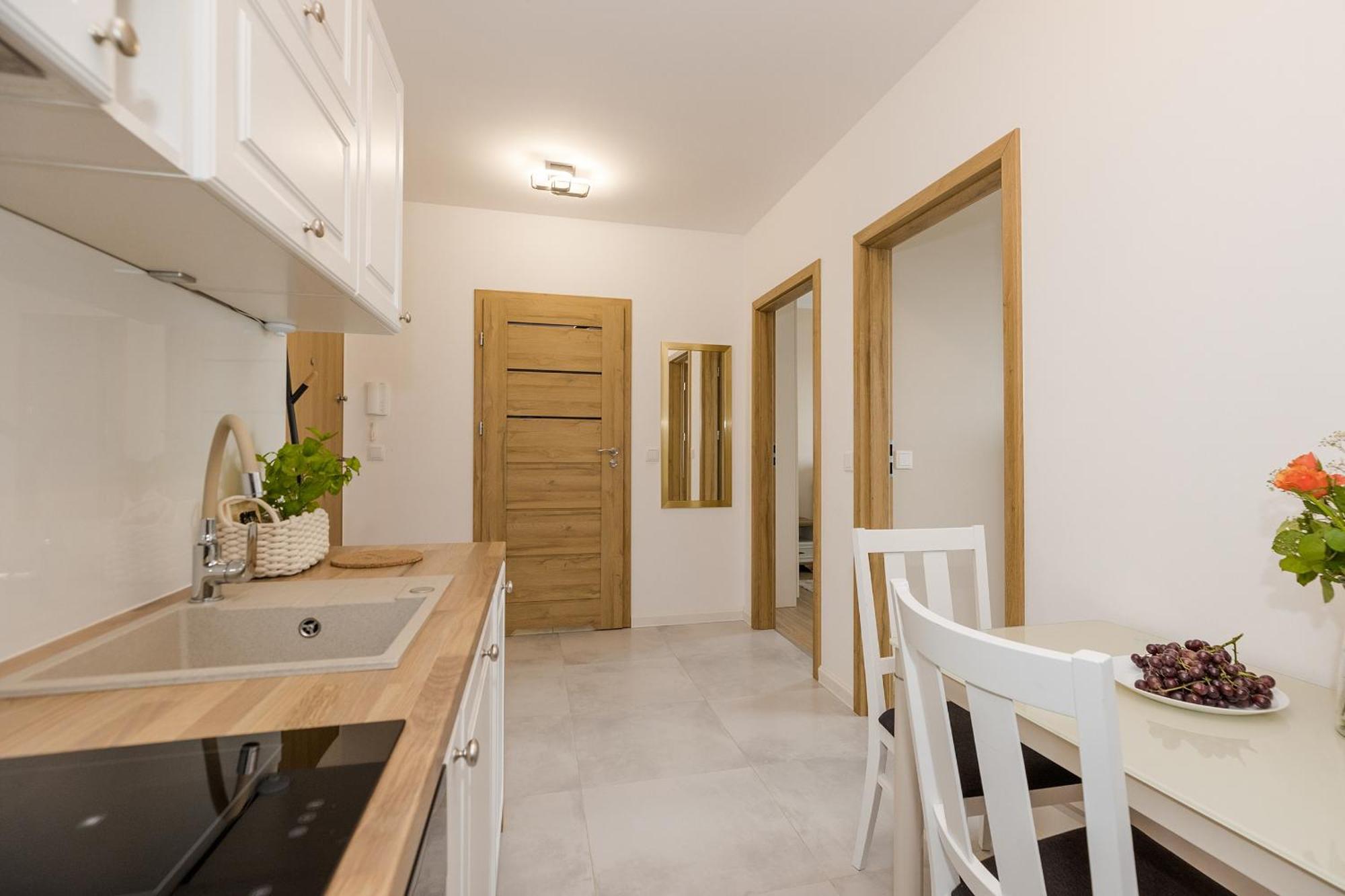Shortstaypoland Torunska B177 *